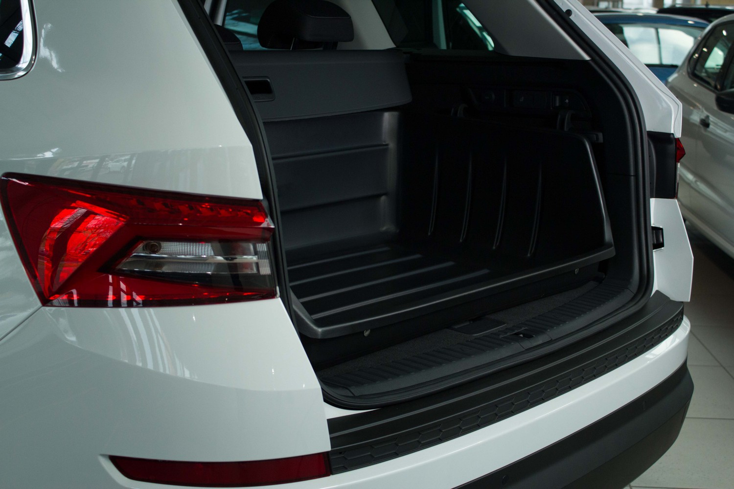 Boot liner suitable for Skoda Kodiaq (NS) 2017-2023 Boot-Guard 106 x 90 x 33 cm (SKO2KOBG) (2)