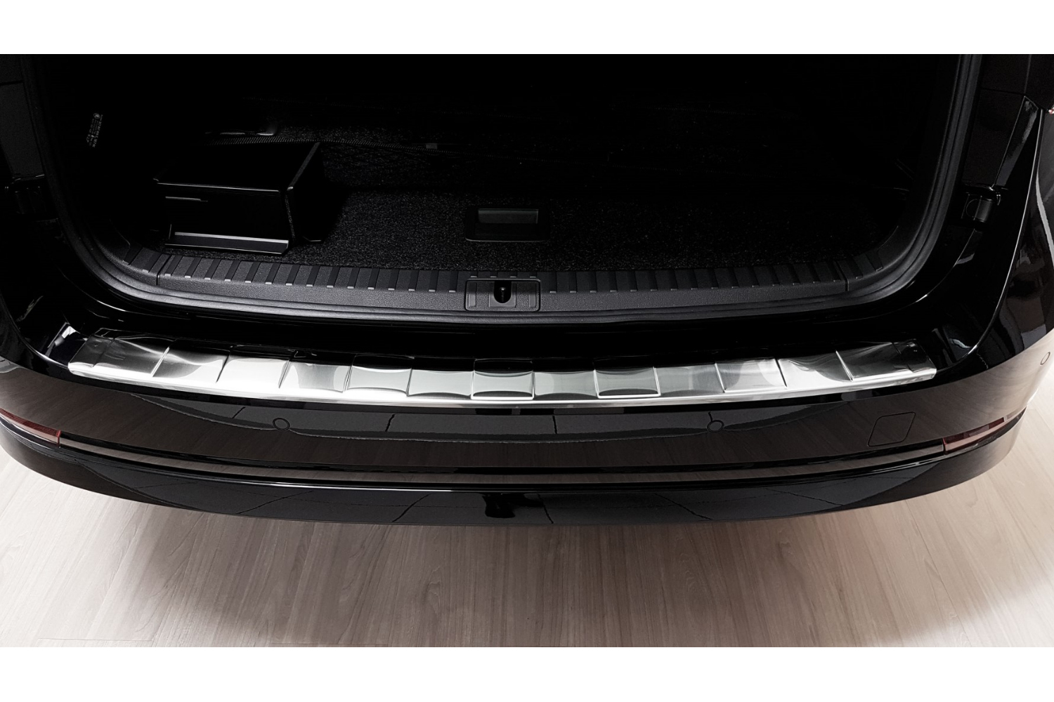 Passgenaue Kofferraumwannen für Skoda Octavia II - Maluch Premium  Autozubehör