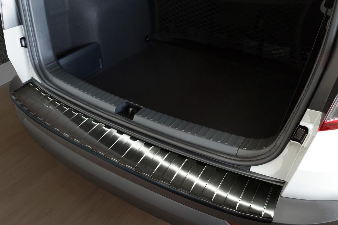 Rear bumper protector suitable for Skoda Karoq (NU) 2017-2022 stainless steel brushed anthracite