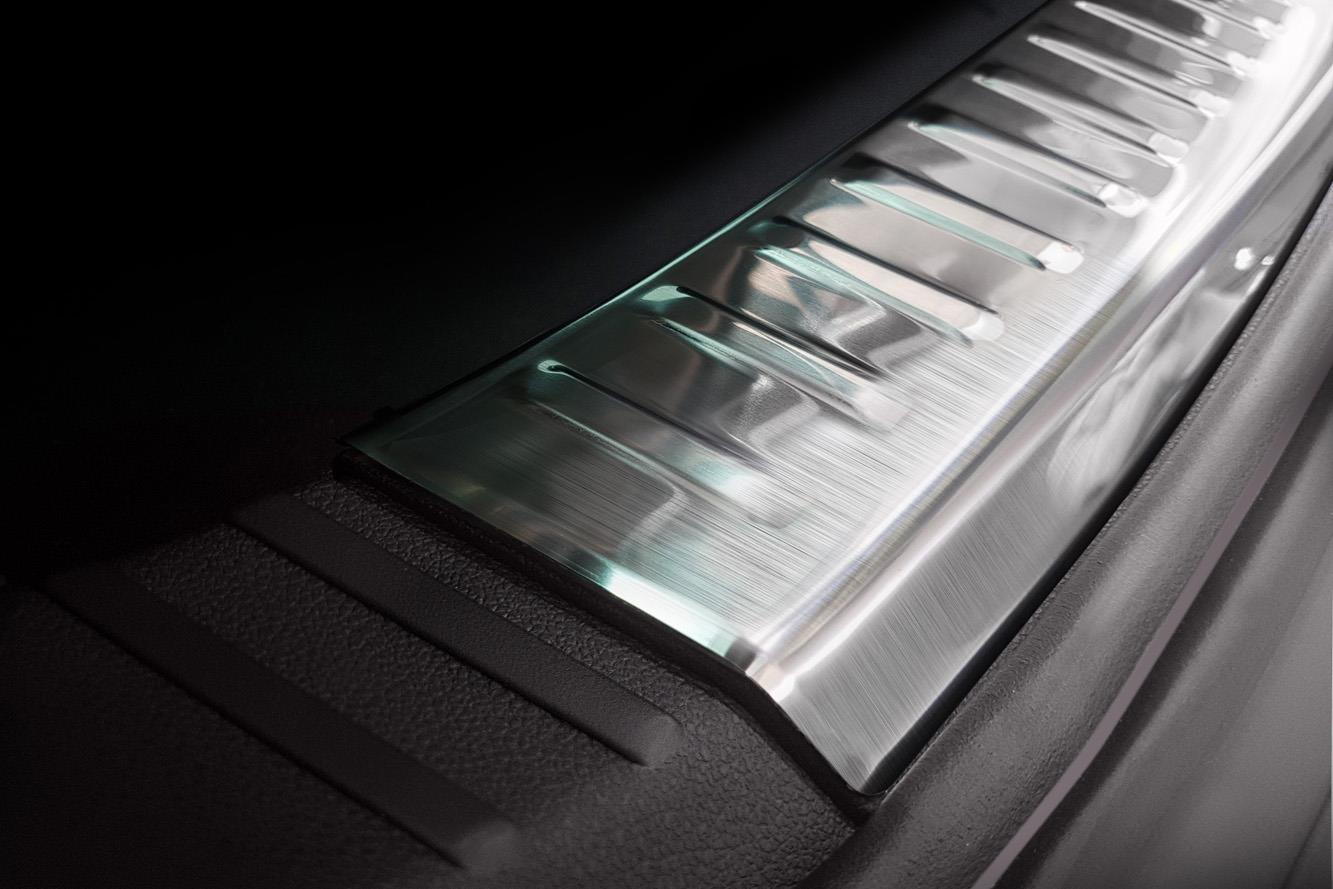 Boot sill protector suitable for Skoda Kodiaq (NS) 2017-2023 stainless steel brushed