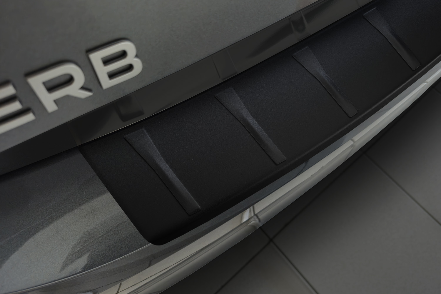 Rear bumper protector suitable for Skoda Superb IV (B9) 2024-present 5-door hatchback stainless steel matt black (3)