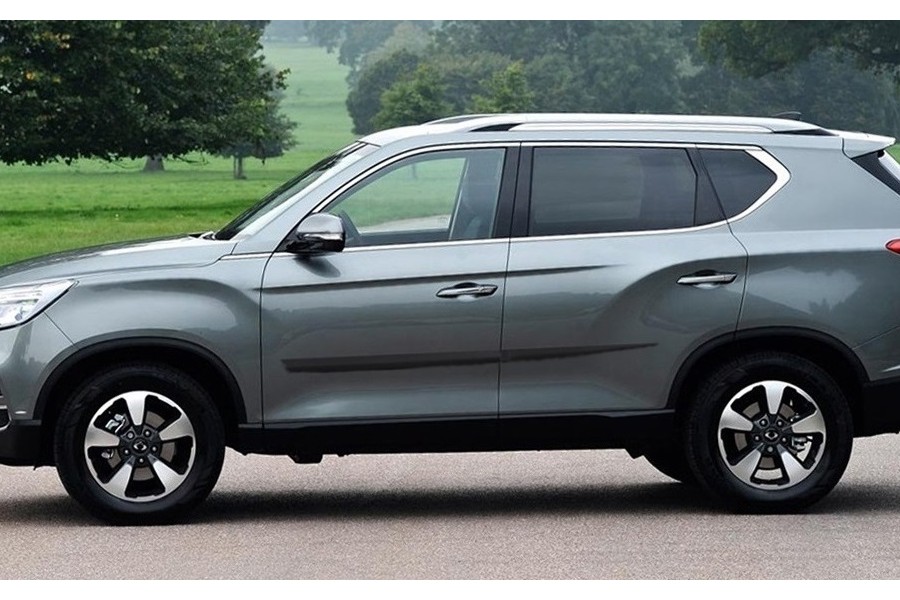 Door protectors SsangYong Rexton (Y400, G4) 2017-present set (2) Door protectors SsangYong Rexton (Y400, G4) 2017-present set (2)