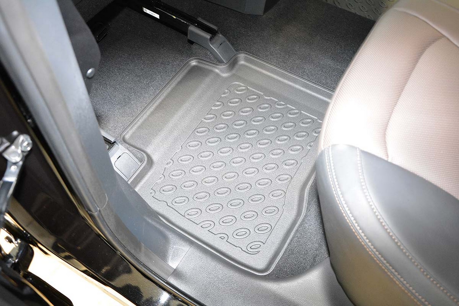 Car mats suitable for SsangYong - KGM Korando (C300) 2019-present Cool Liner PE/TPE rubber (SSY2KOFM-C) (6)