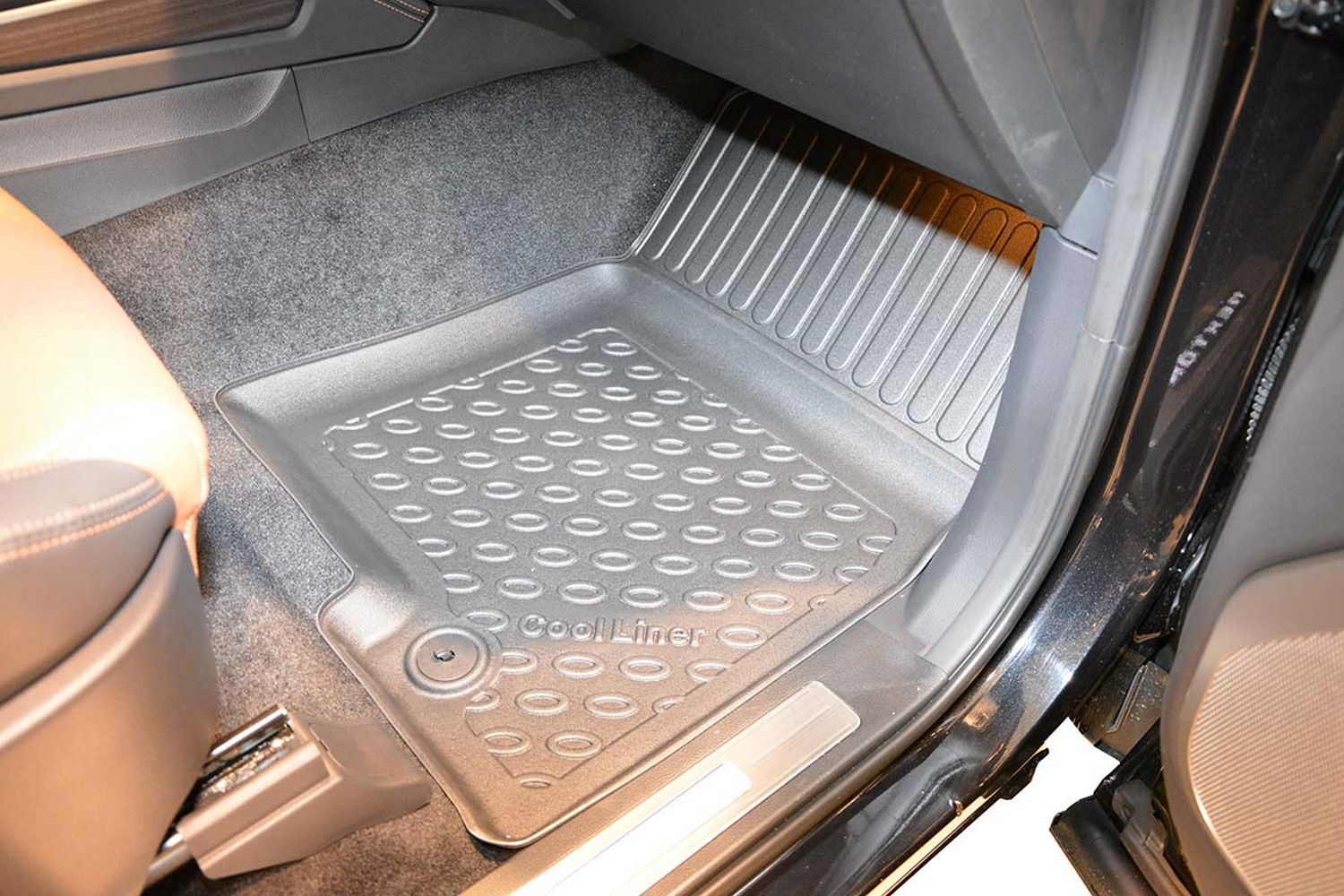 Car mats suitable for SsangYong - KGM Rexton (Y400, G4) 2017-> Cool Liner PE/TPE rubber (SSY2REFM-C) (1) Car mats suitable for SsangYong - KGM Rexton (Y400, G4) 2017-> Cool Liner PE/TPE rubber (SSY2REFM-C) (1)