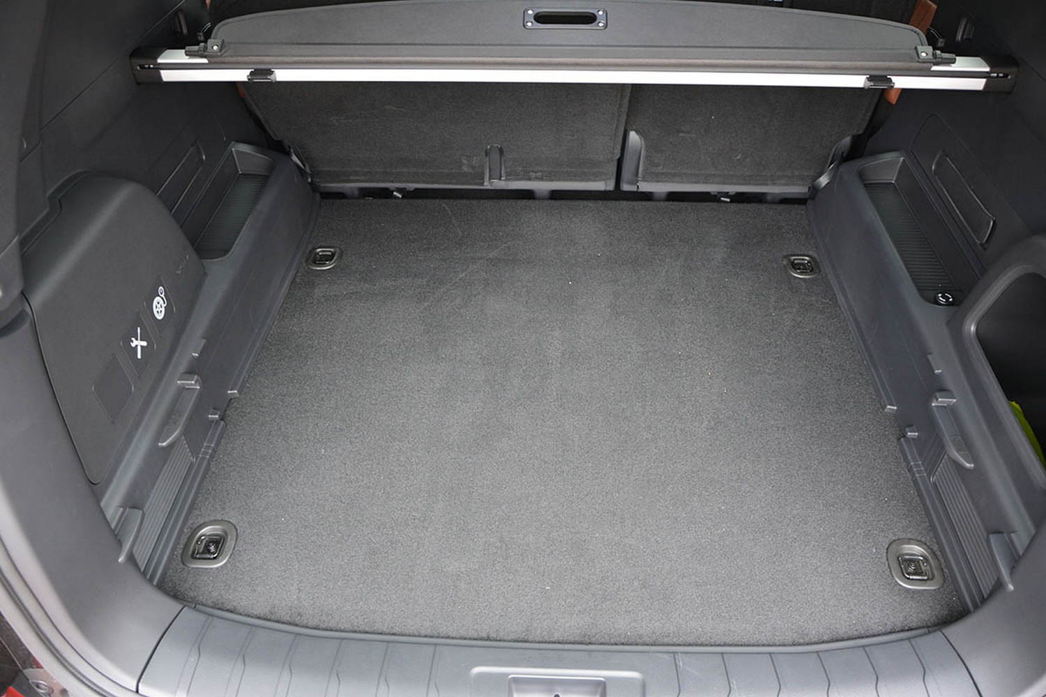 Boot mat suitable for SsangYong - KGM Rexton (Y400, G4) 2017-present Guardliner anti slip PE/TPE rubber (SSY3RETM-G) (3) Boot mat suitable for SsangYong - KGM Rexton (Y400, G4) 2017-present Guardliner anti slip PE/TPE rubber (SSY3RETM-G) (3)