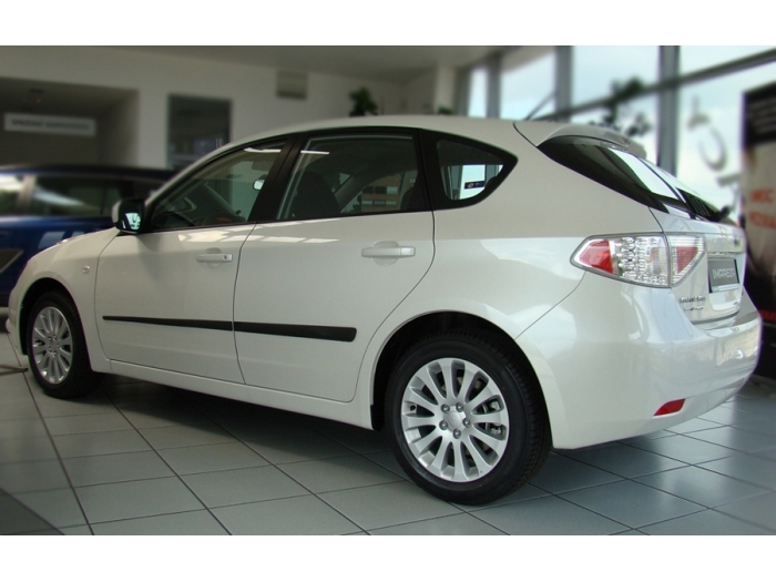 Seitenschutzleisten passend für Subaru Impreza III 2007-2011 5-Türer Schrägheck Set
