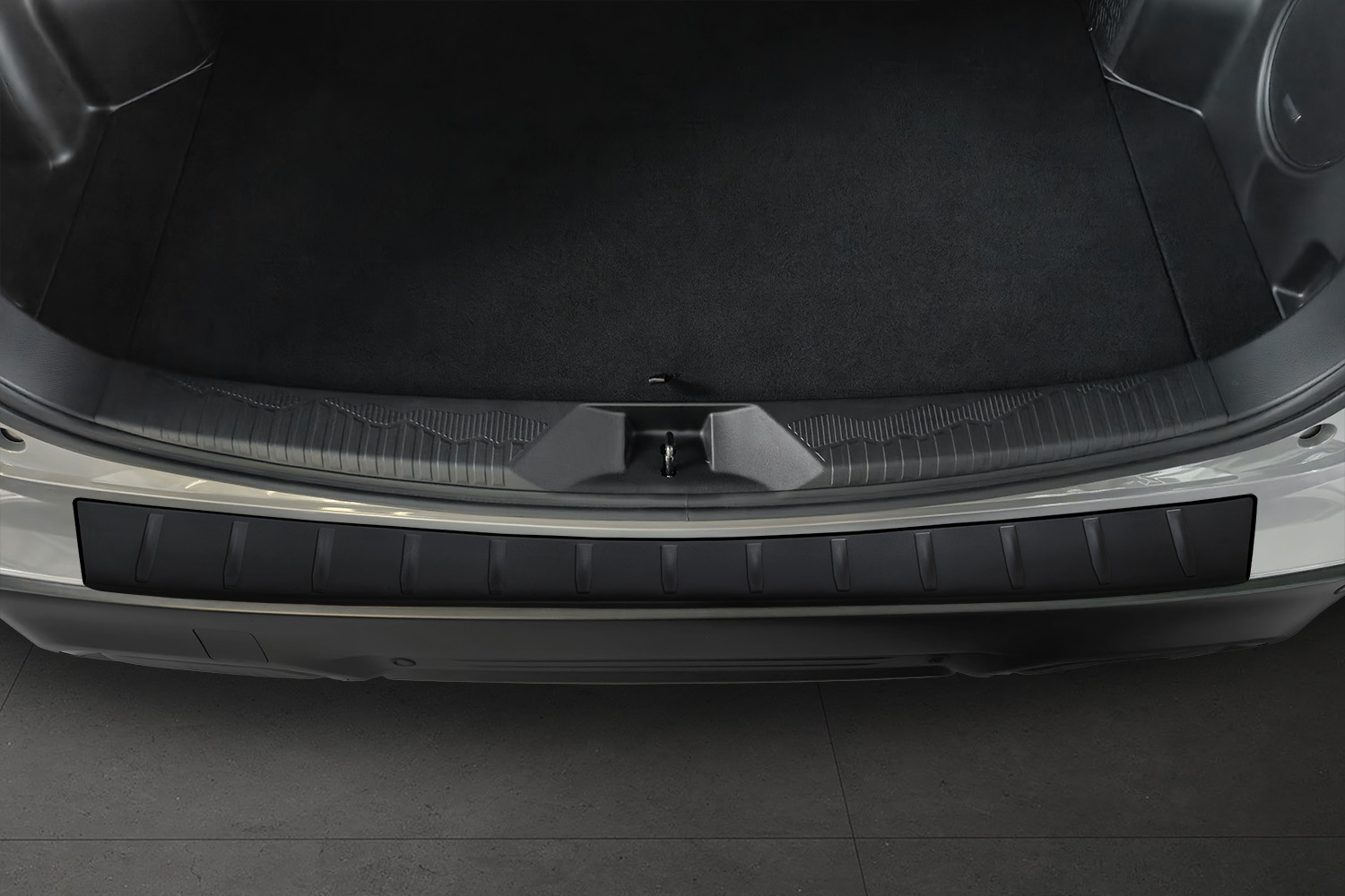 Rear bumper protector suitable for Subaru Forester VI (SL) 2024-present stainless steel matt black (2)