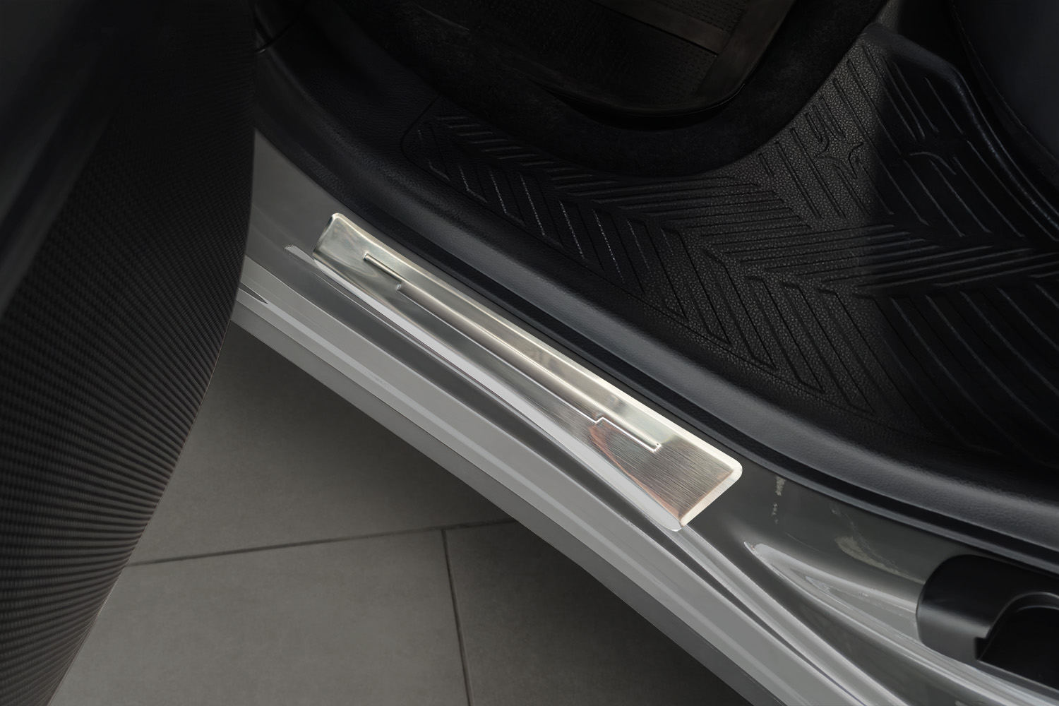 Door sill plates suitable for Subaru Forester VI (SL) 2024-present stainless steel brushed 4 pieces (4) Door sill plates suitable for Subaru Forester VI (SL) 2024-present stainless steel brushed 4 pieces (4)