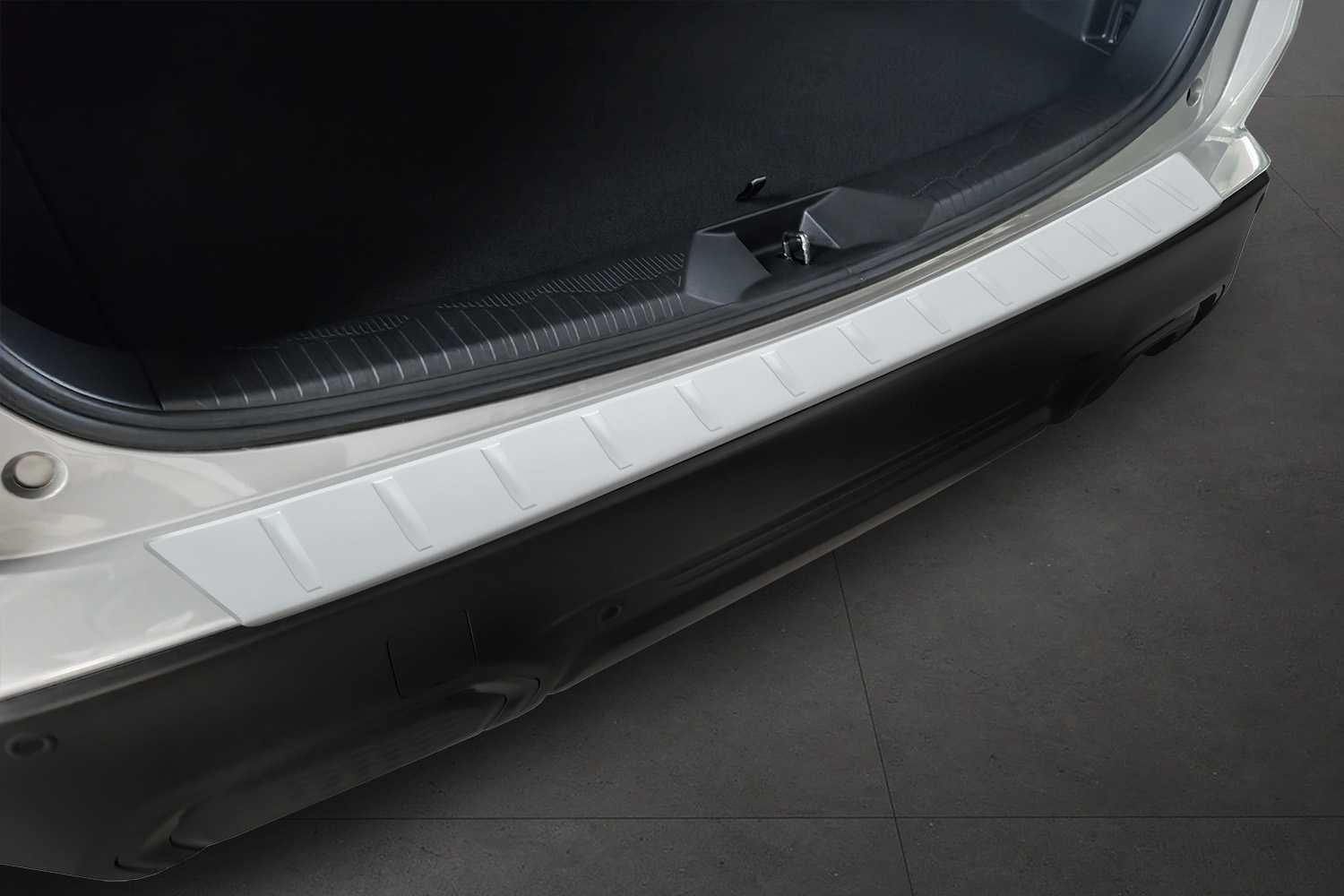 Rear bumper protector suitable for Subaru Forester VI (SL) 2024-present stainless steel light grey Rear bumper protector suitable for Subaru Forester VI (SL) 2024-present stainless steel light grey