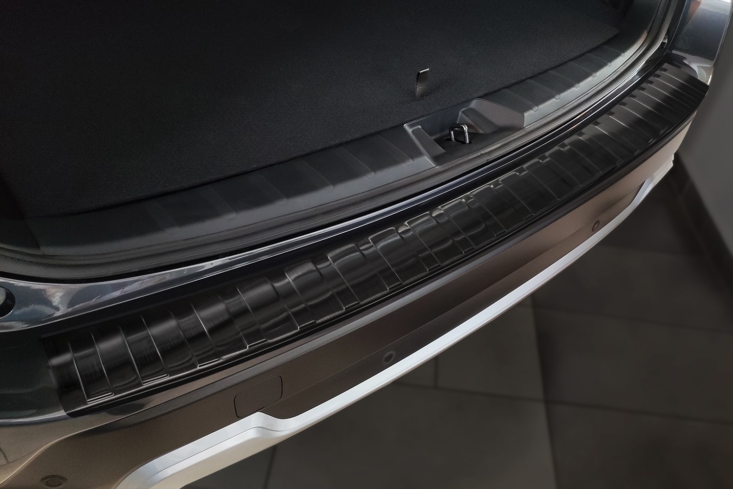 Rear bumper protector suitable for Subaru Forester V (SK) 2019-2024 stainless steel brushed anthracite