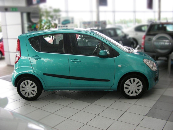 Seitenschutzleisten passend für Suzuki Splash 2008-2015 5-Türer Schrägheck Set