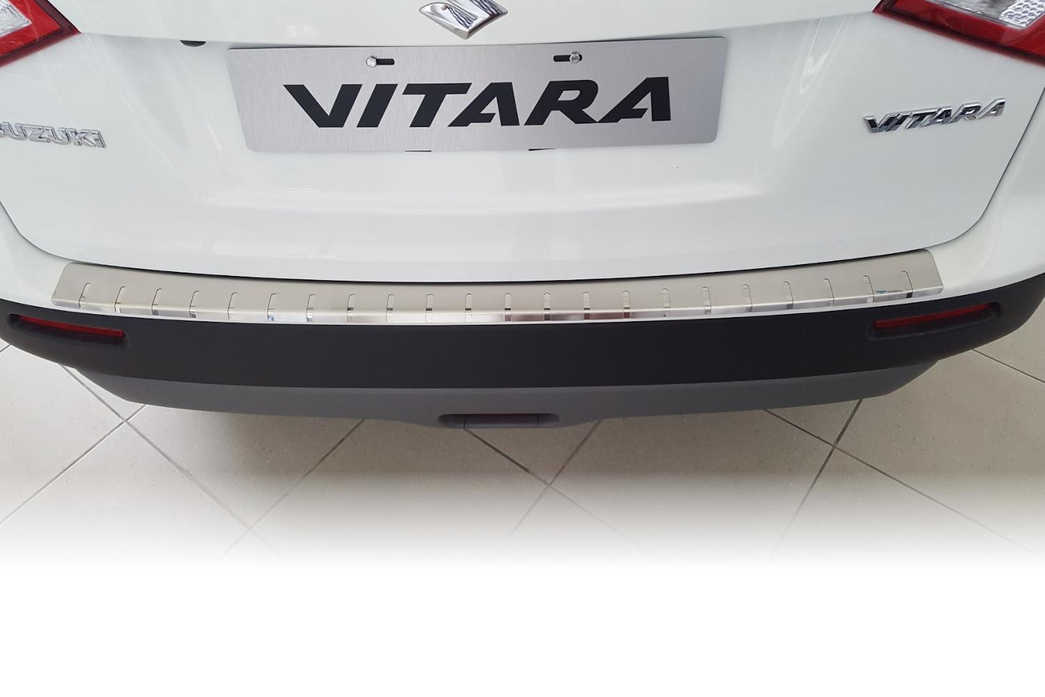 Suzuki VITARA ab 2018  Edelstahl Ladekanteschutz S4.0 mit Abkantung AF 