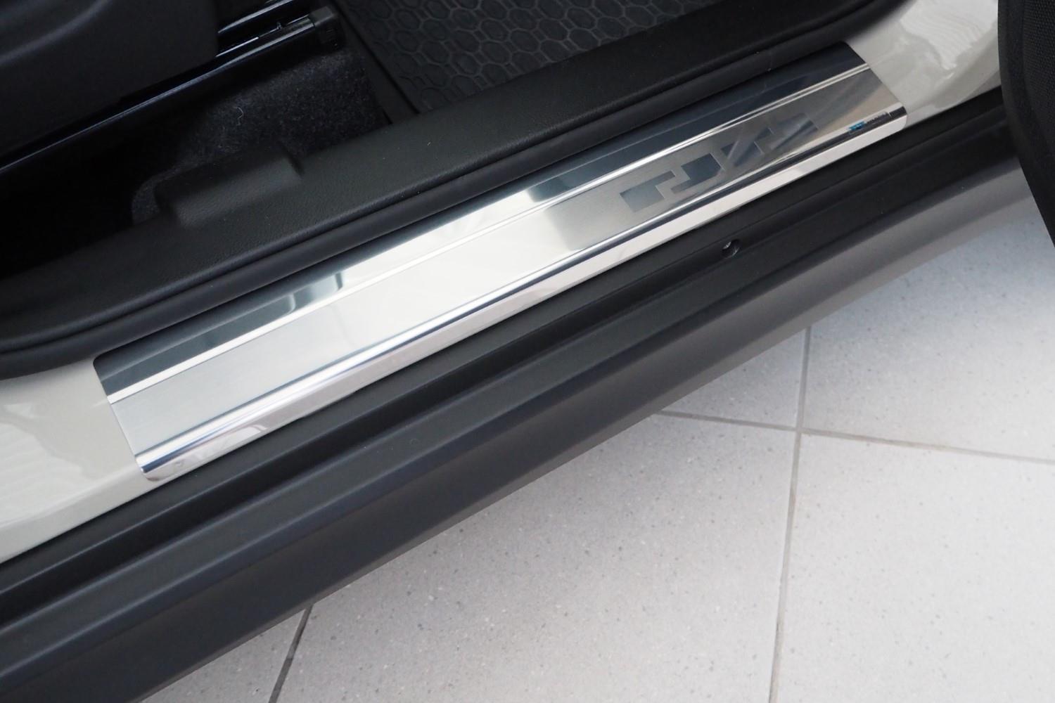 Door sill plates suitable for Suzuki Vitara (LY) 2015-present stainless steel brushed