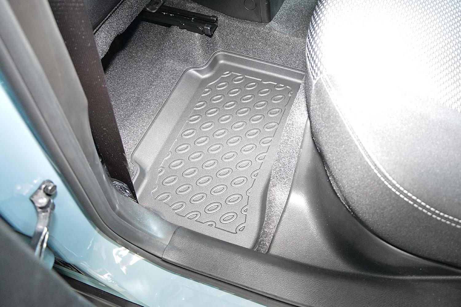 Car mats Suzuki Vitara (LY) PE/TPE