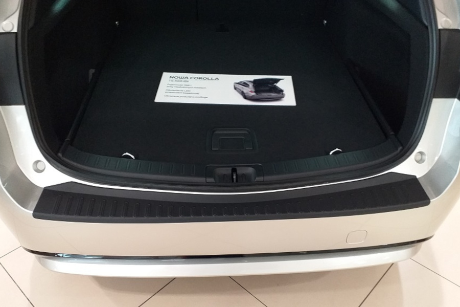 Rear bumper protector suitable for Suzuki Swace 2020-present wagon PU