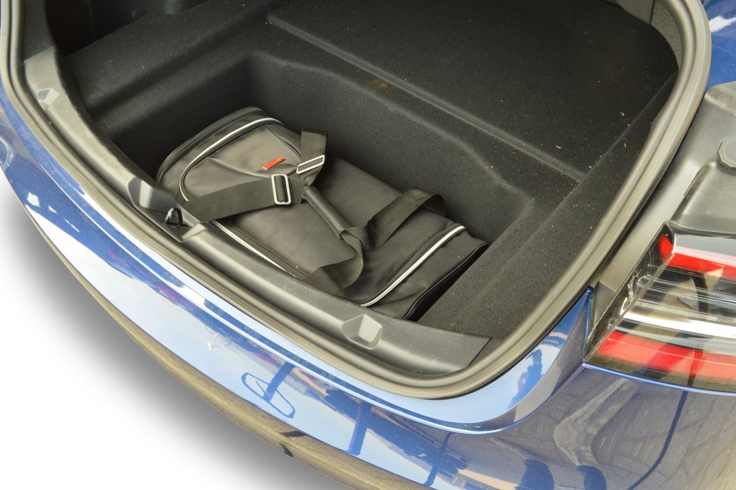 Boot travel bag suitable for Tesla Model 3 2017-present 4-door saloon Original