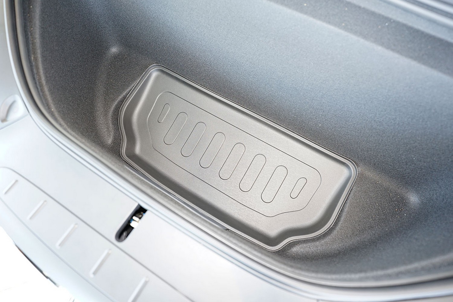 Boot mat suitable for Tesla Model X 2021-present Cool Liner anti slip PE/TPE rubber (TES10MXTM-C) (3)
