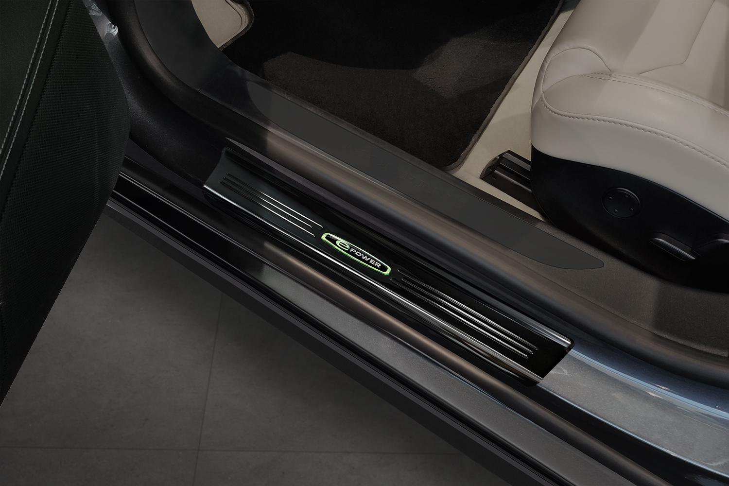 Ladekantenschutz Tesla Model S Edelstahl Hochglanz - Carbon