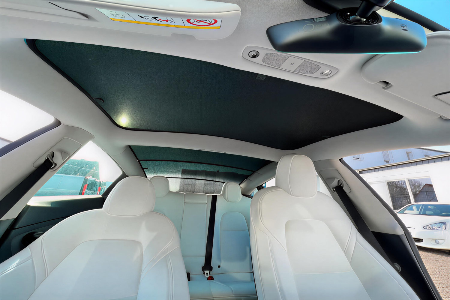 Sun shades suitable for Tesla Model 3 2017-present - front panoramic sunroof (TES2M3SB) (2) Sun shades suitable for Tesla Model 3 2017-present - front panoramic sunroof (TES2M3SB) (2)