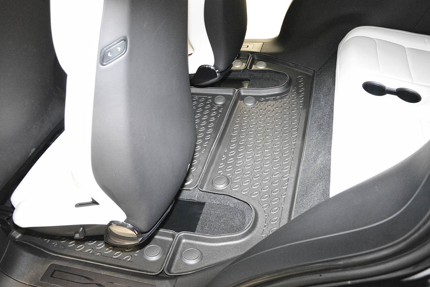Car mats suitable for Tesla Model X 2015-present Cool Liner PE/TPE rubber (TES3MXFM-C) (3)