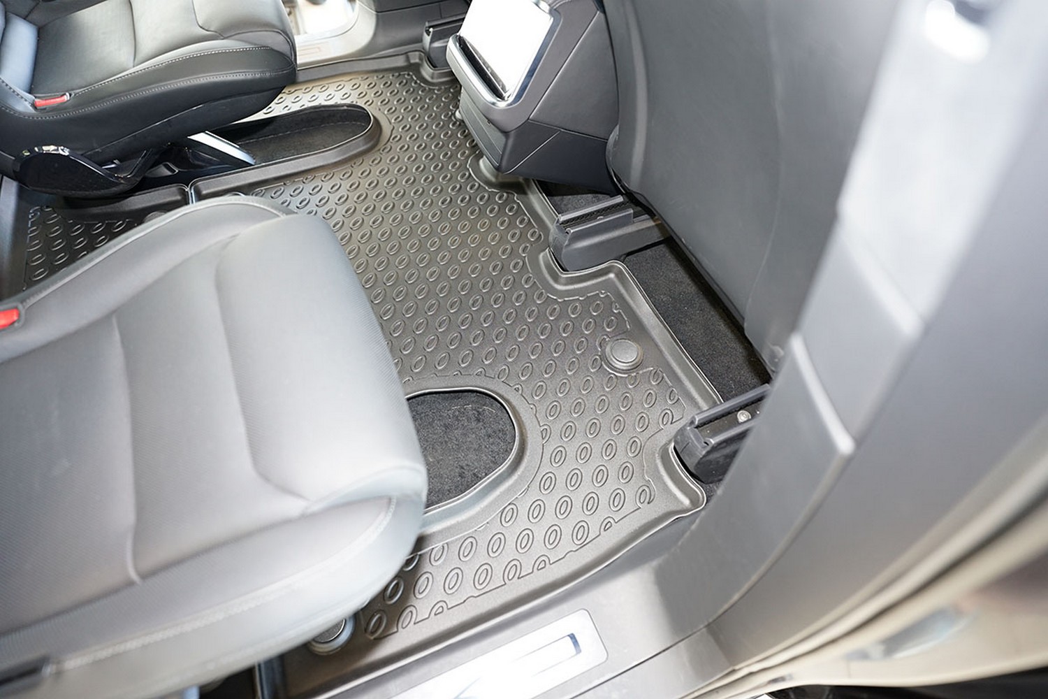 Car mats suitable for Tesla Model X 2015-present Cool Liner PE/TPE rubber (TES8MXFM-C) (3) Car mats suitable for Tesla Model X 2015-present Cool Liner PE/TPE rubber (TES8MXFM-C) (3)