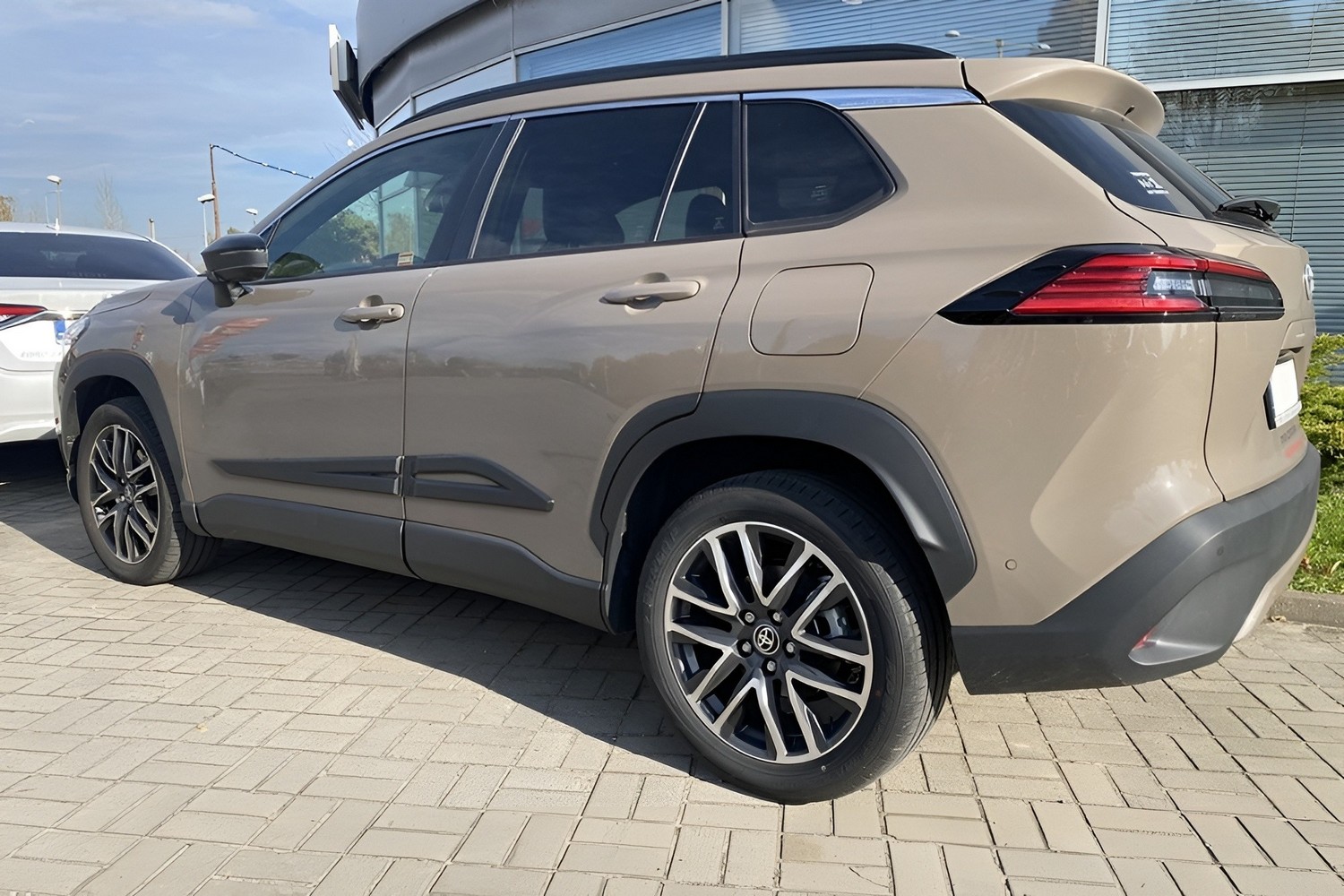 Door protectors suitable for Toyota Corolla Cross (XG10) 2025-present set (2)