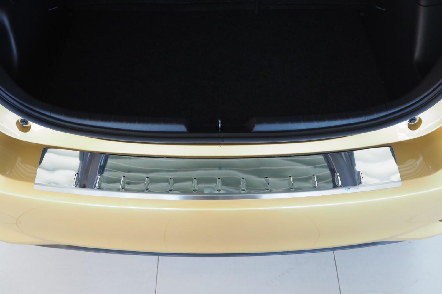 Lackschutz Folie Carbon für Stoßstange Toyota Yaris Hatchback 2014 