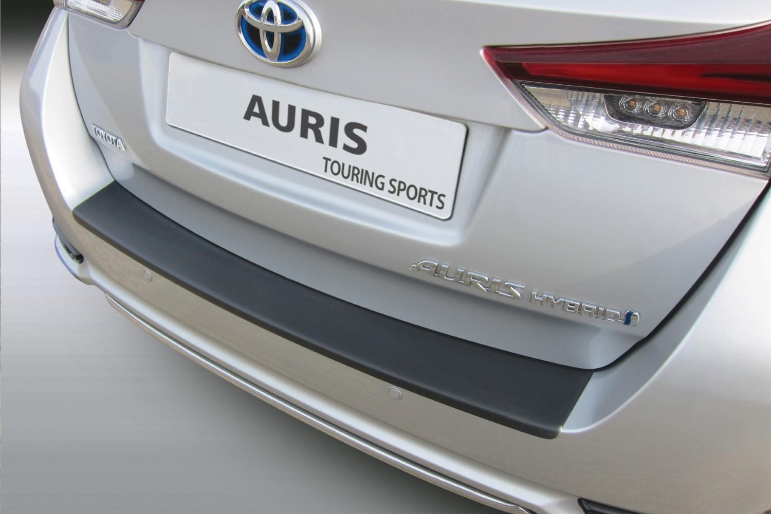 Rear bumper protector Toyota Auris II TS 2015-2019 wagon ABS - carbon look