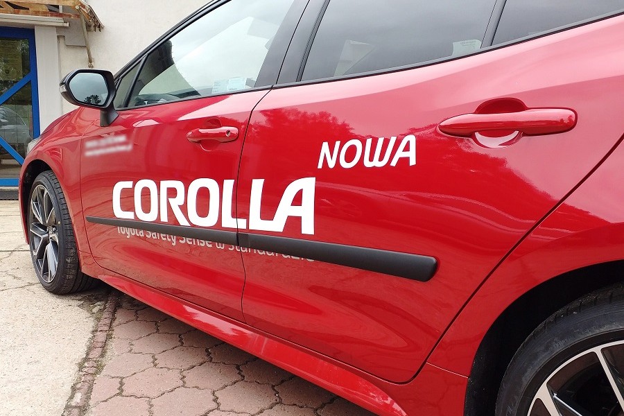 Seitenschutzleisten Toyota Corolla (E210)