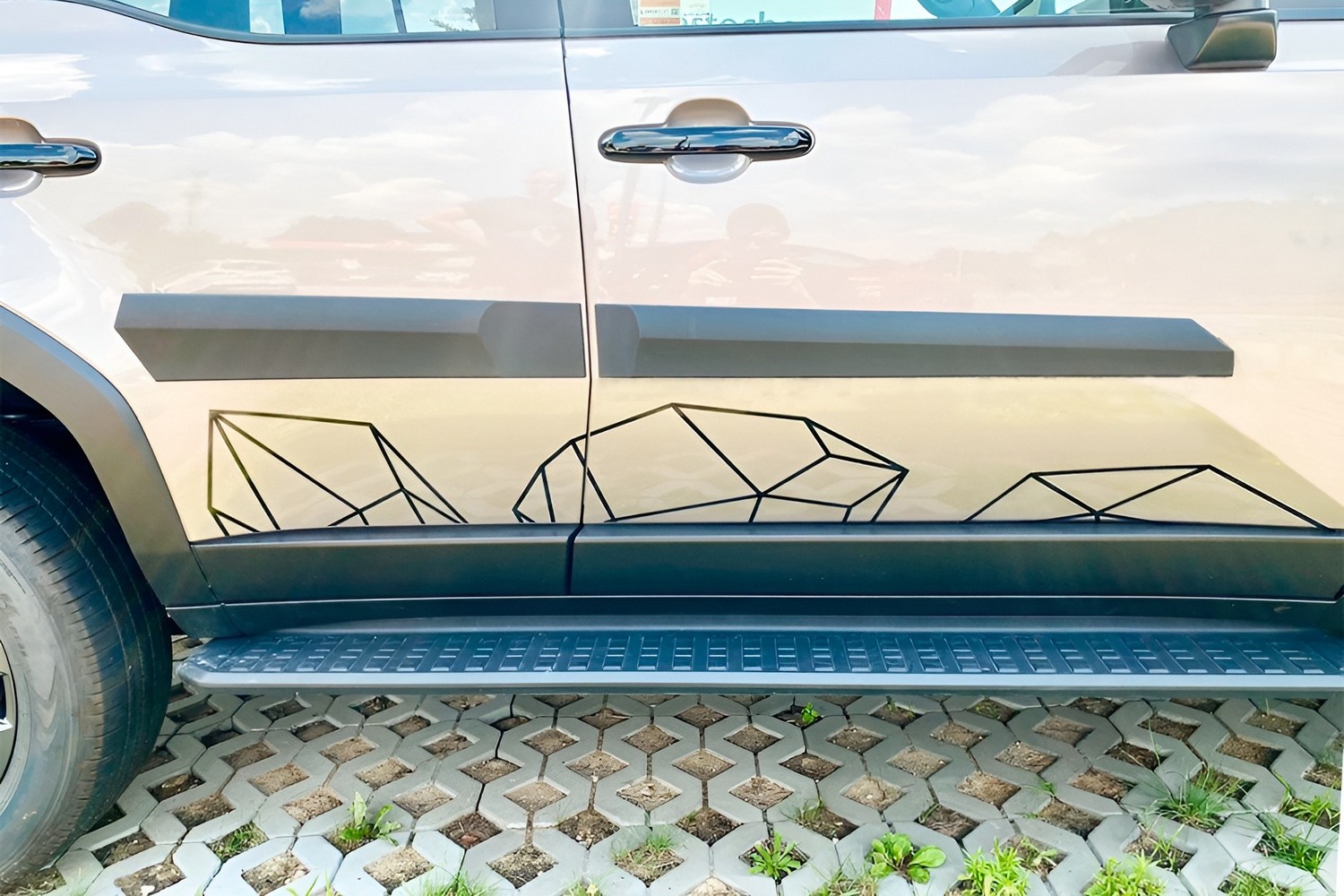 Seitenschutzleisten passend f&uuml;r Toyota Land Cruiser (J250) 2025-heute Set