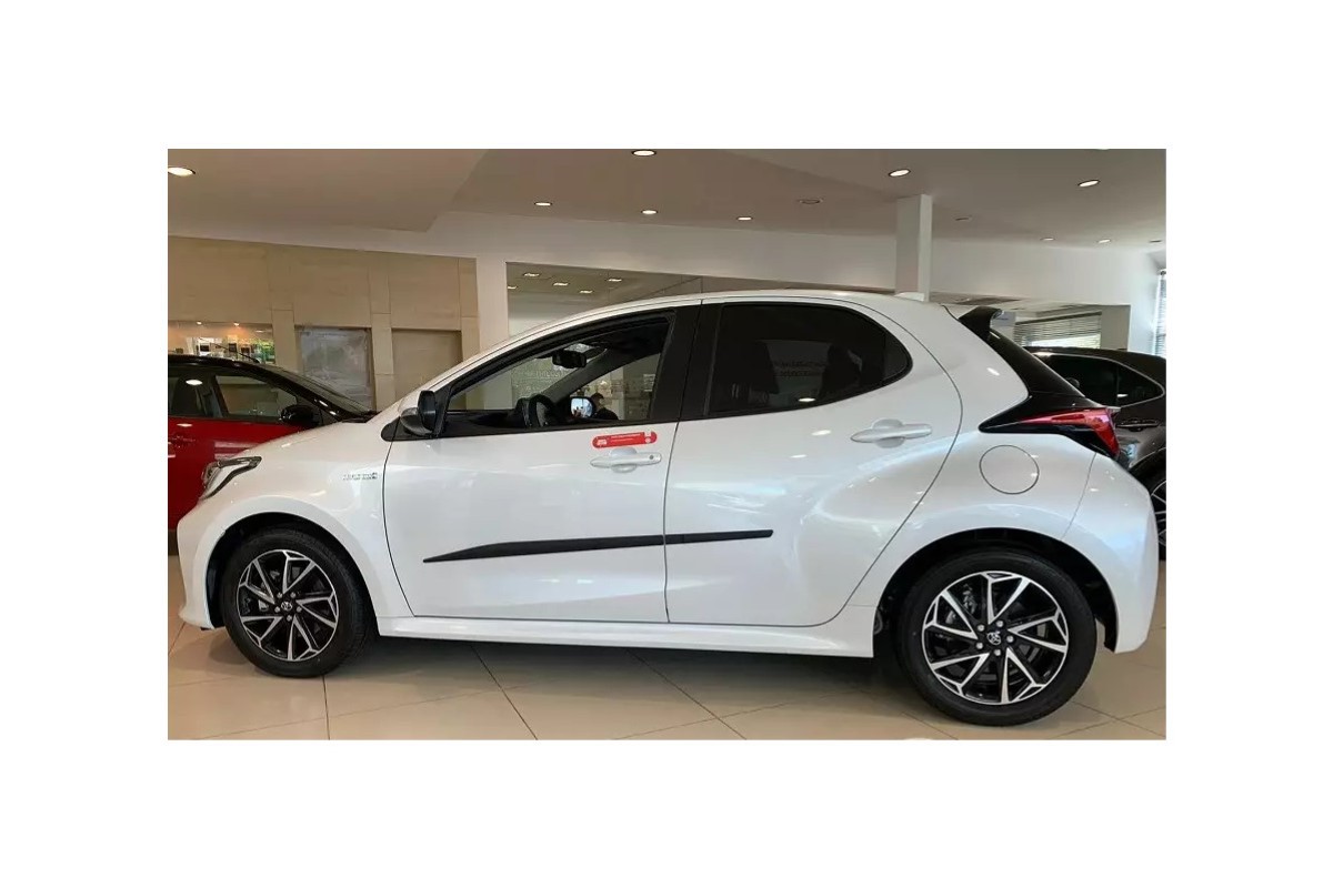 Baguettes protection convient à Toyota Yaris (XP21) 2020-présent 5 portes bicorps ensemble