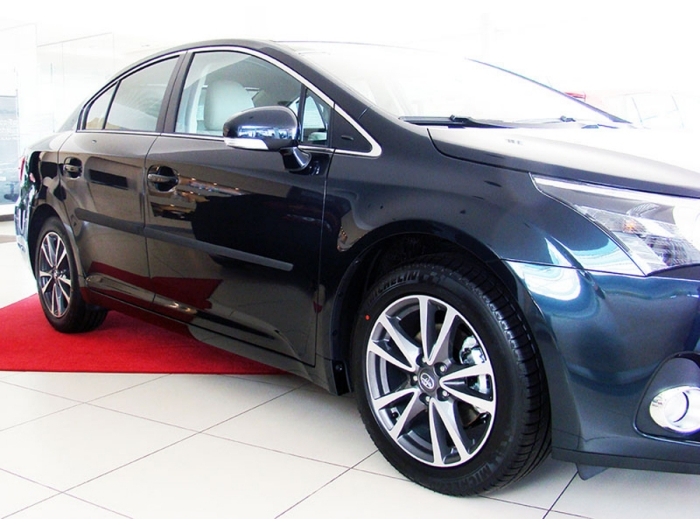 Stootstrips geschikt voor Toyota Avensis III 2008-2015 4-deurs & wagon set zijportieren