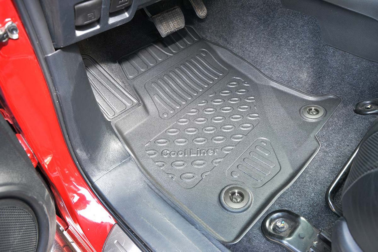 Car mats suitable for Toyota Hi-Lux VIII 2015-present pickup Cool Liner PE/TPE rubber (TOY2HLFM-C) (2) Car mats suitable for Toyota Hi-Lux VIII 2015-present pickup Cool Liner PE/TPE rubber (TOY2HLFM-C) (2)