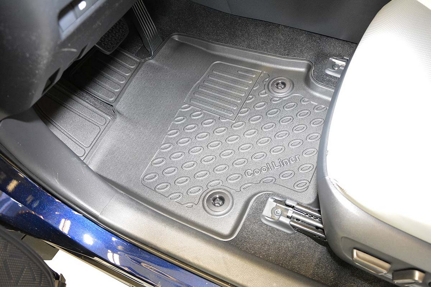 Car mats suitable for Toyota RAV4 V (XA50) 2018-present Cool Liner PE/TPE rubber (TOY2R4FM-C) (2)