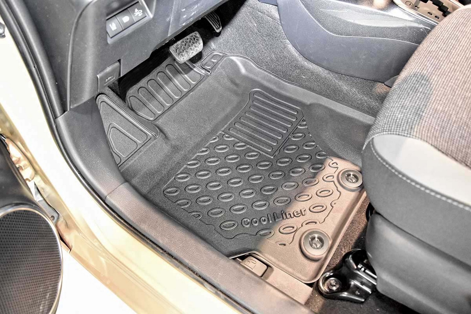 Car mats suitable for Toyota Yaris (XP13) 2014-2020 3 & 5-door hatchback Cool Liner PE/TPE rubber (TOY2YAFM-C) (2) Car mats suitable for Toyota Yaris (XP13) 2014-2020 3 & 5-door hatchback Cool Liner PE/TPE rubber (TOY2YAFM-C) (2)