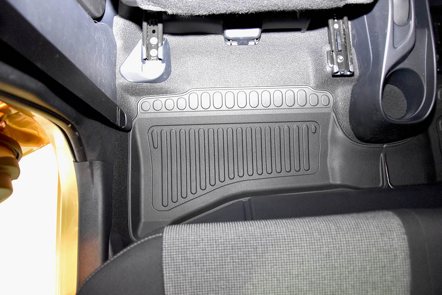 Car mats suitable for Toyota Yaris (XP13) 2014-2020 3 & 5-door hatchback Cool Liner PE/TPE rubber (TOY2YAFM-C) (5) Car mats suitable for Toyota Yaris (XP13) 2014-2020 3 & 5-door hatchback Cool Liner PE/TPE rubber (TOY2YAFM-C) (5)