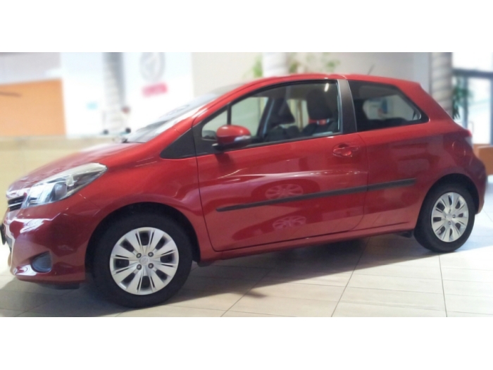 Baguettes protection convient à Toyota Yaris (XP13) 2011-2020 3 portes bicorps ensemble