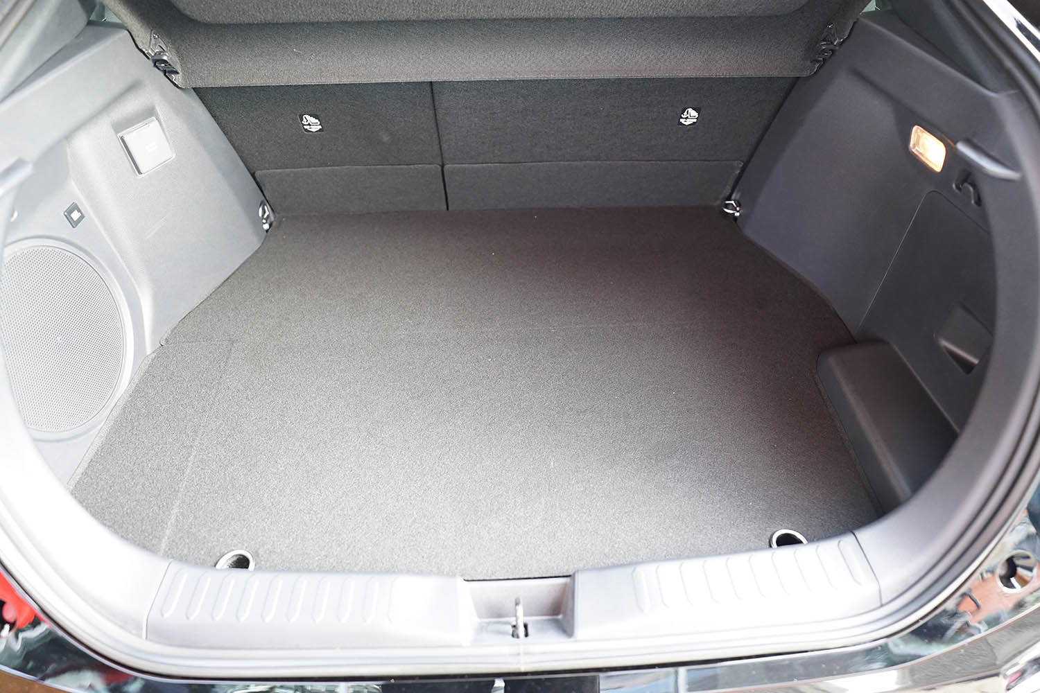 Boot mat suitable for Toyota C-HR II 2023-present Cool Liner anti slip PE/TPE rubber (TOY5CHTM-C) (7)