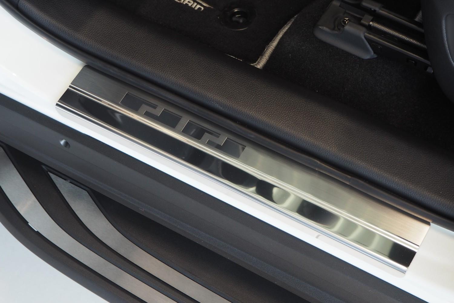 Seuils de portes convient à Toyota RAV4 V (XA50) 2018-présent acier inox brossé
