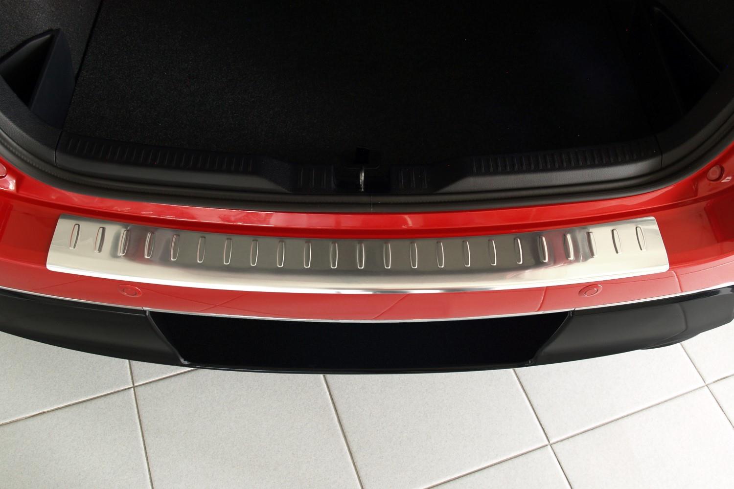 Rear bumper protector Toyota Auris II 2012-2015 5-door hatchback stainless steel