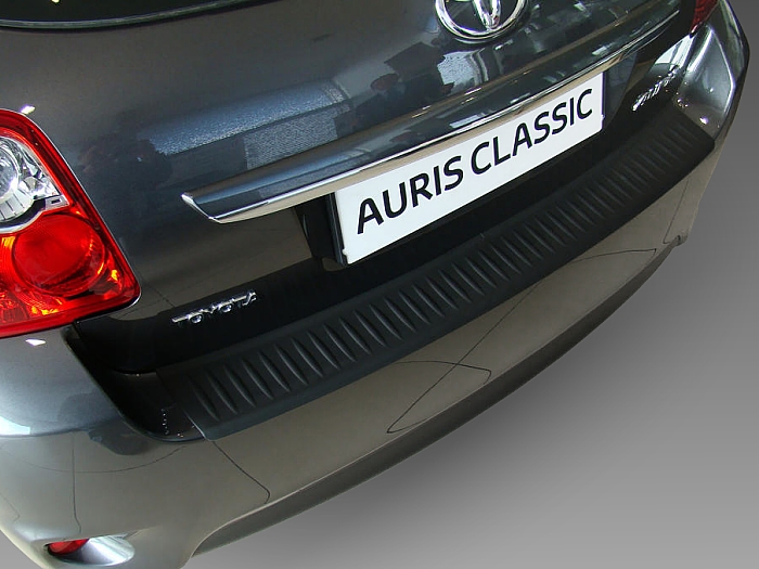 Rear bumper protector Toyota Auris I 2010-2012 3 & 5-door hatchback PU