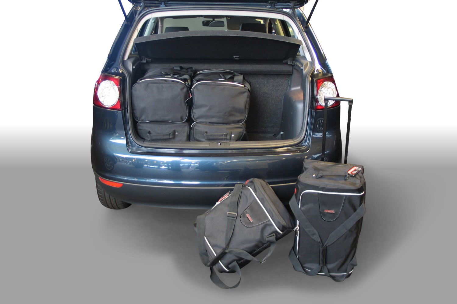 Travel bag set suitable for Volkswagen CrossGolf (1KP) 2004-2014 5-door hatchback Original