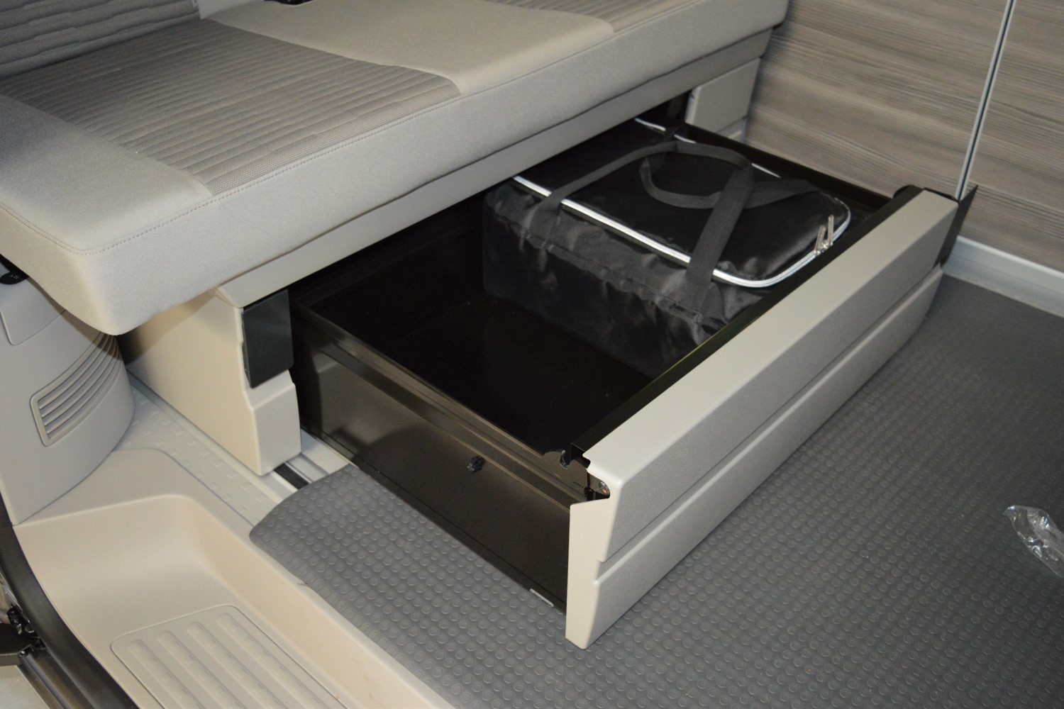 Drawer bag suitable for Volkswagen California T5 2003-2015 Original
