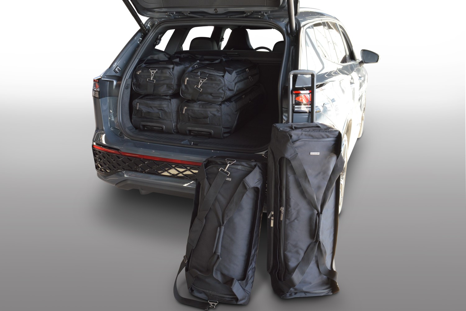 Travel bag set suitable for Volkswagen Tayron 2024-present Pro.Line