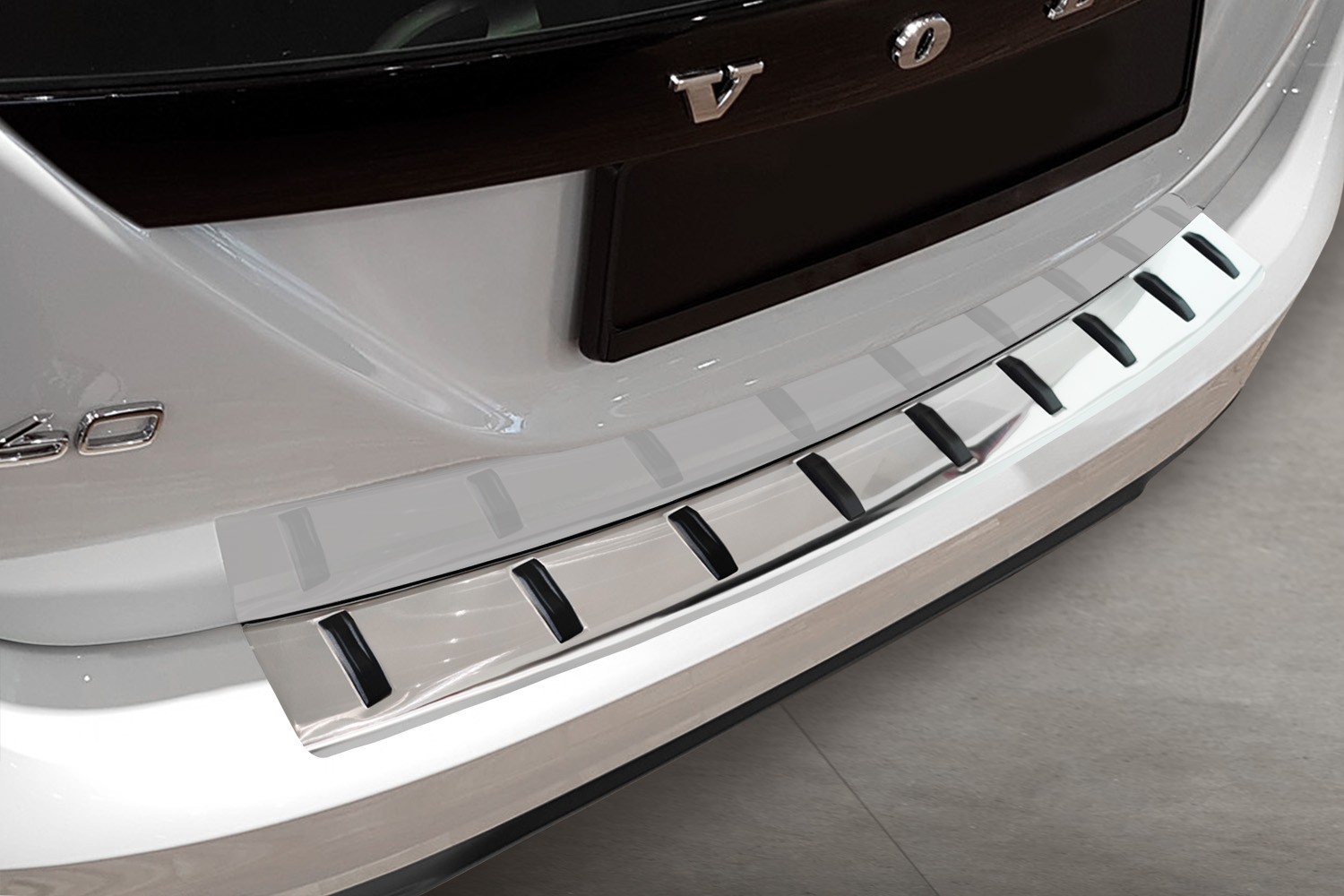 Ladekantenschutz passend für Volvo V60 I 2010-2018 Kombi Edelstahl gebürstet - Strong