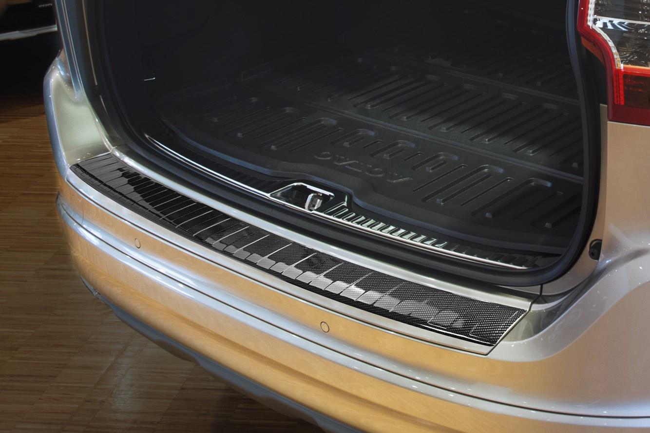 Rear bumper protector suitable for Volvo XC60 I 2013-2017 carbon