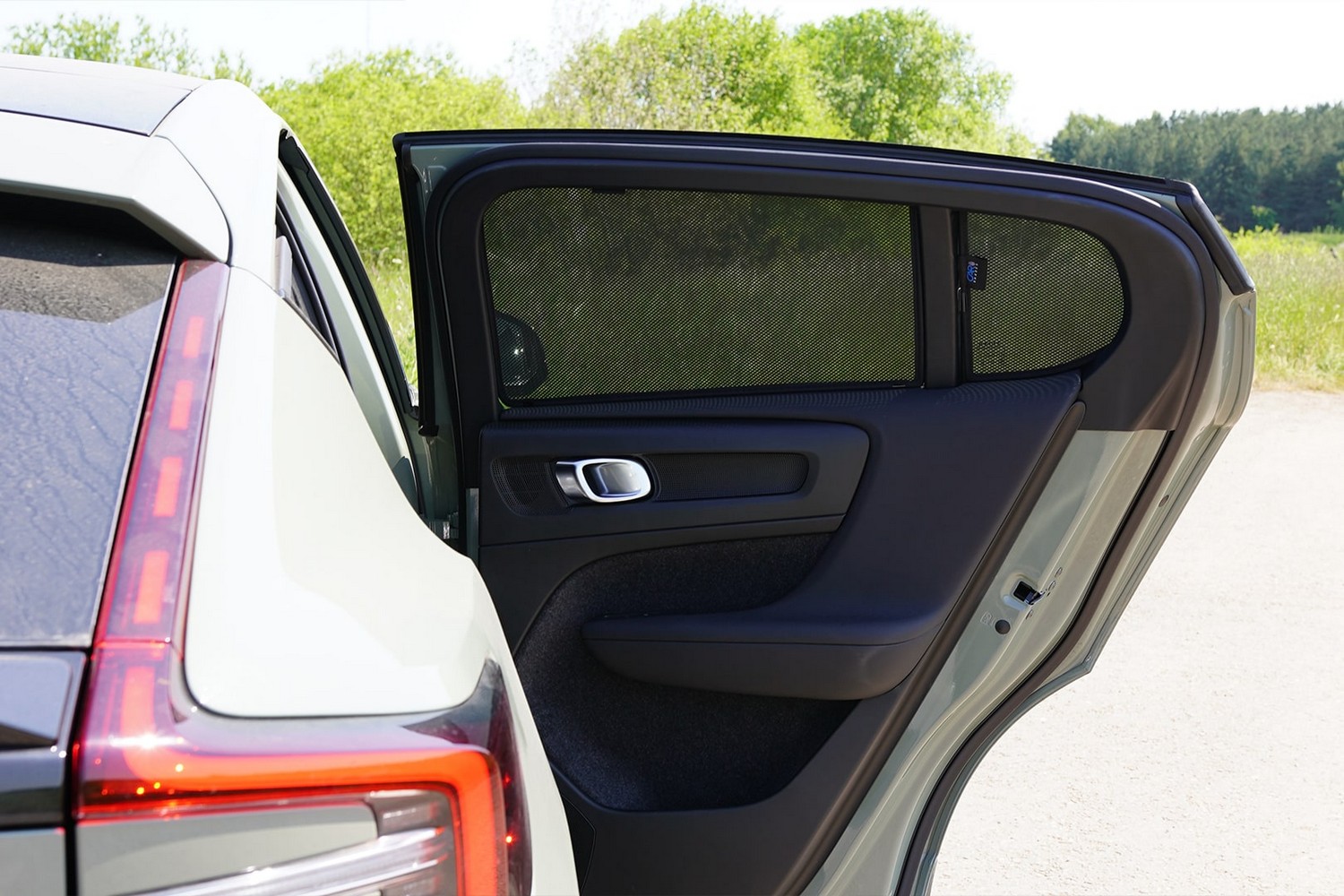 Sonnenschutz Volvo C40 2021-heute Car Shades - hintere Seitentüren