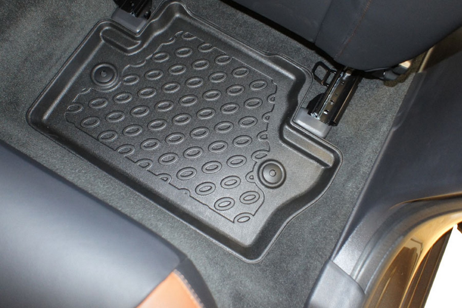 Car mats suitable for Volvo S60 II 2010-2018 4-door saloon Cool Liner PE/TPE rubber (VOL1S6FM-C) (5) Car mats suitable for Volvo S60 II 2010-2018 4-door saloon Cool Liner PE/TPE rubber (VOL1S6FM-C) (5)