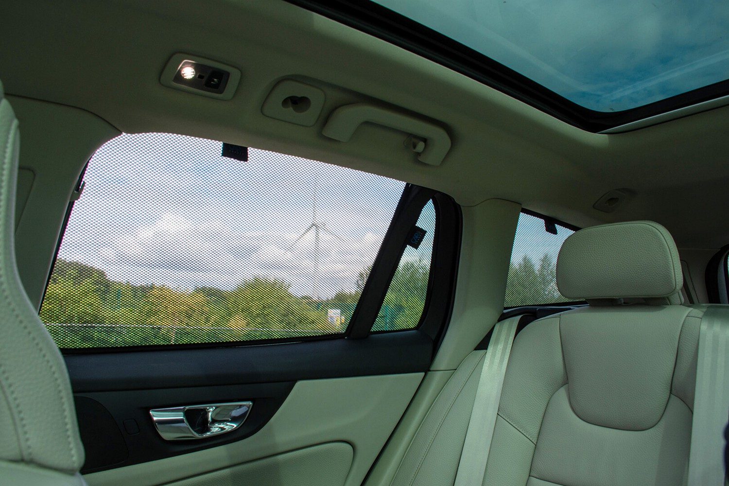 Sonnenschutz passend für Volvo V60 II 2018-heute Kombi Car Shades - Set