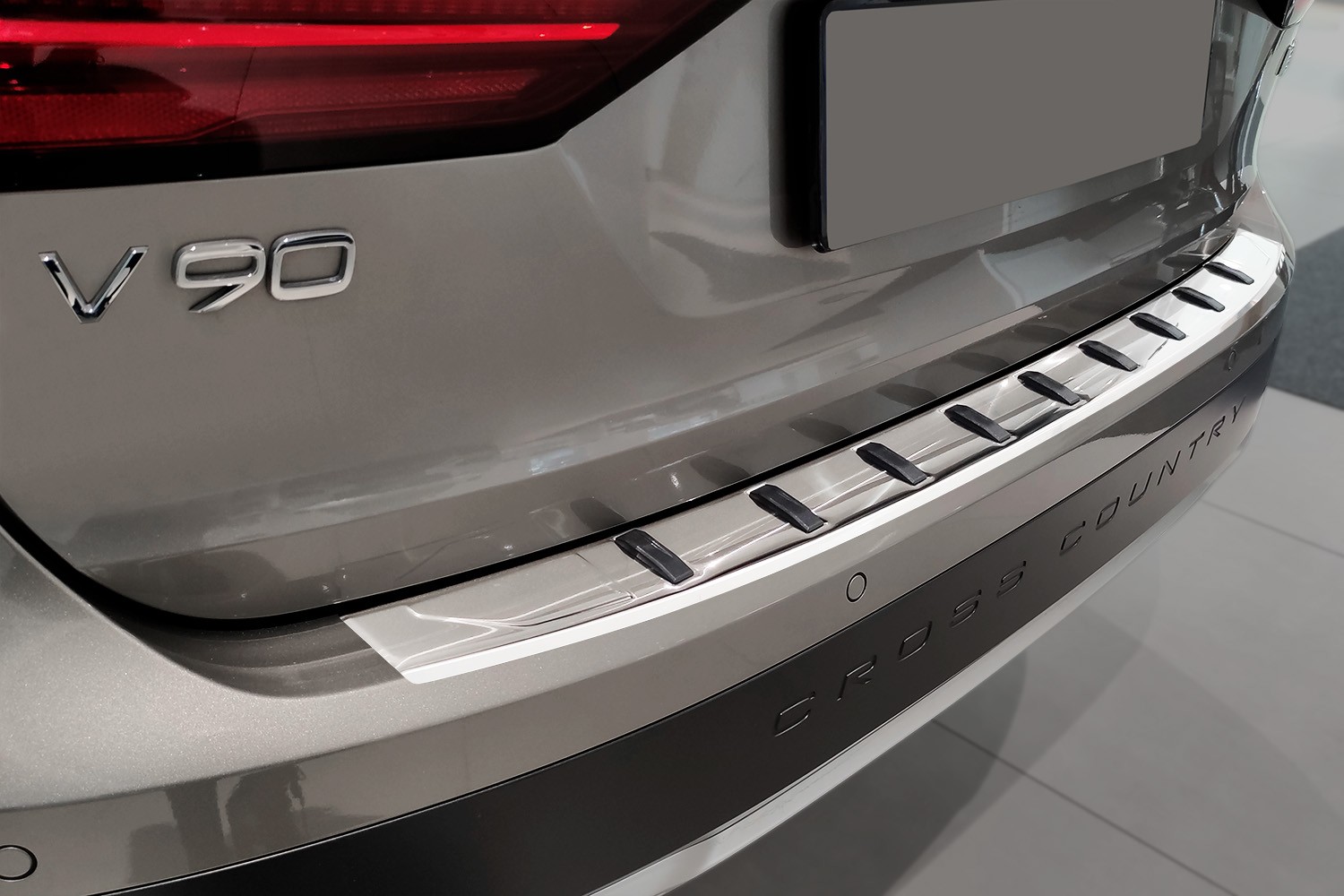Rear bumper protector suitable for Volvo V90 II 2016-present wagon stainless steel brushed - Strong
